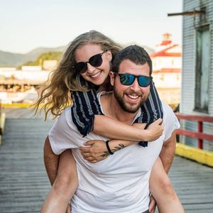 Meet your Posher, Alex